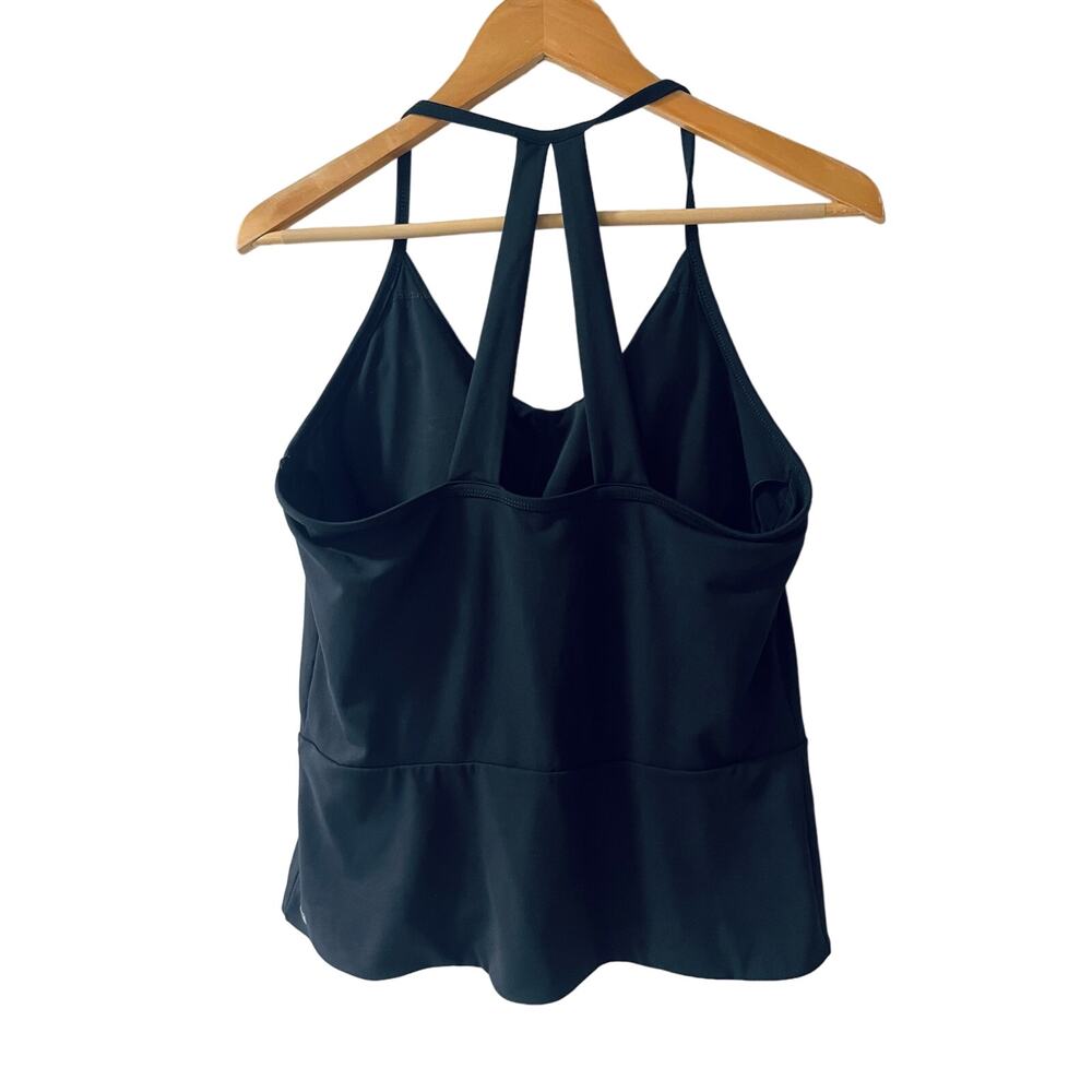 Fabletics tank top - Picture 2 of 7